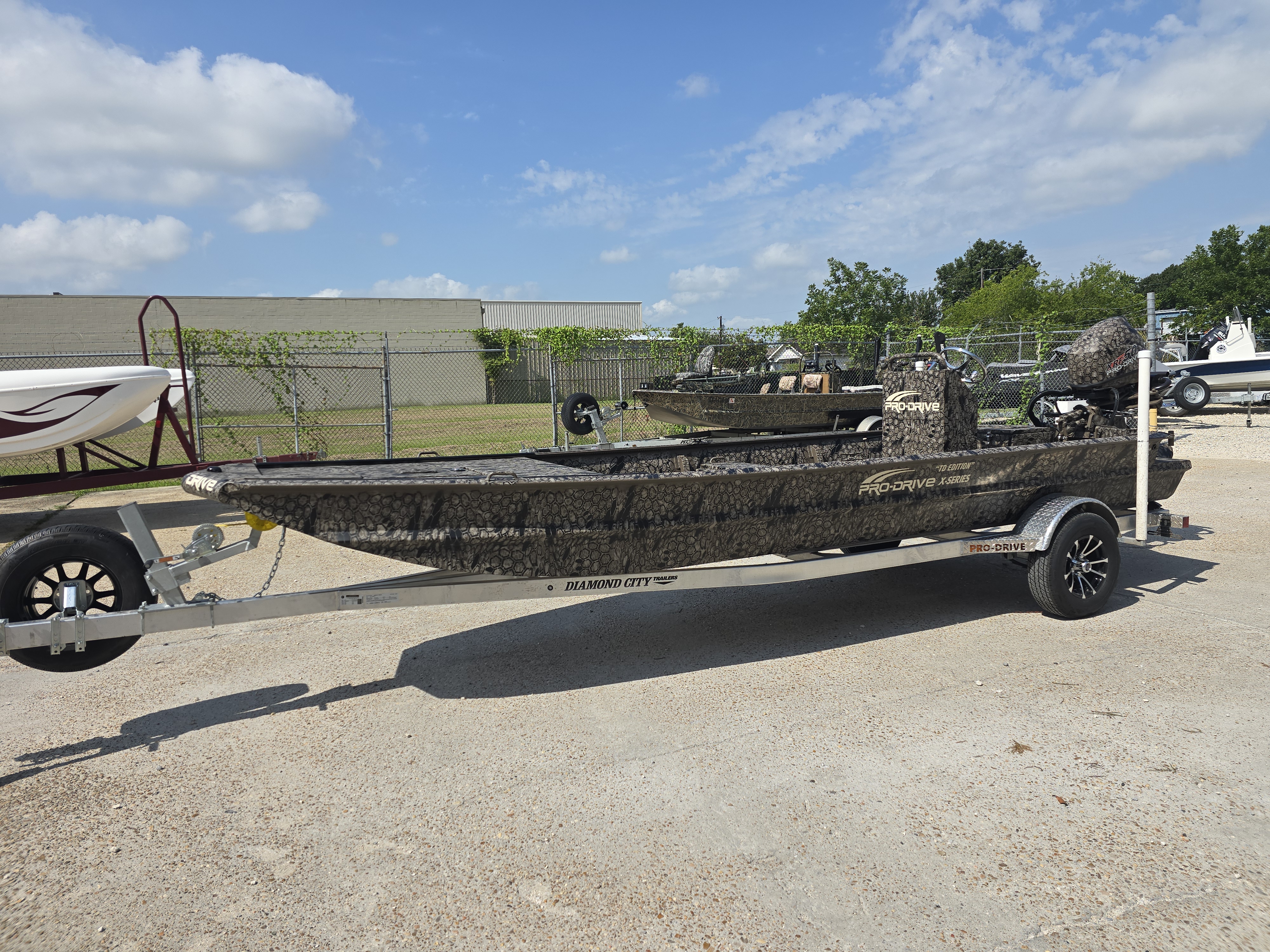 2026 Pro Drive 2054 X TD Bay Boats