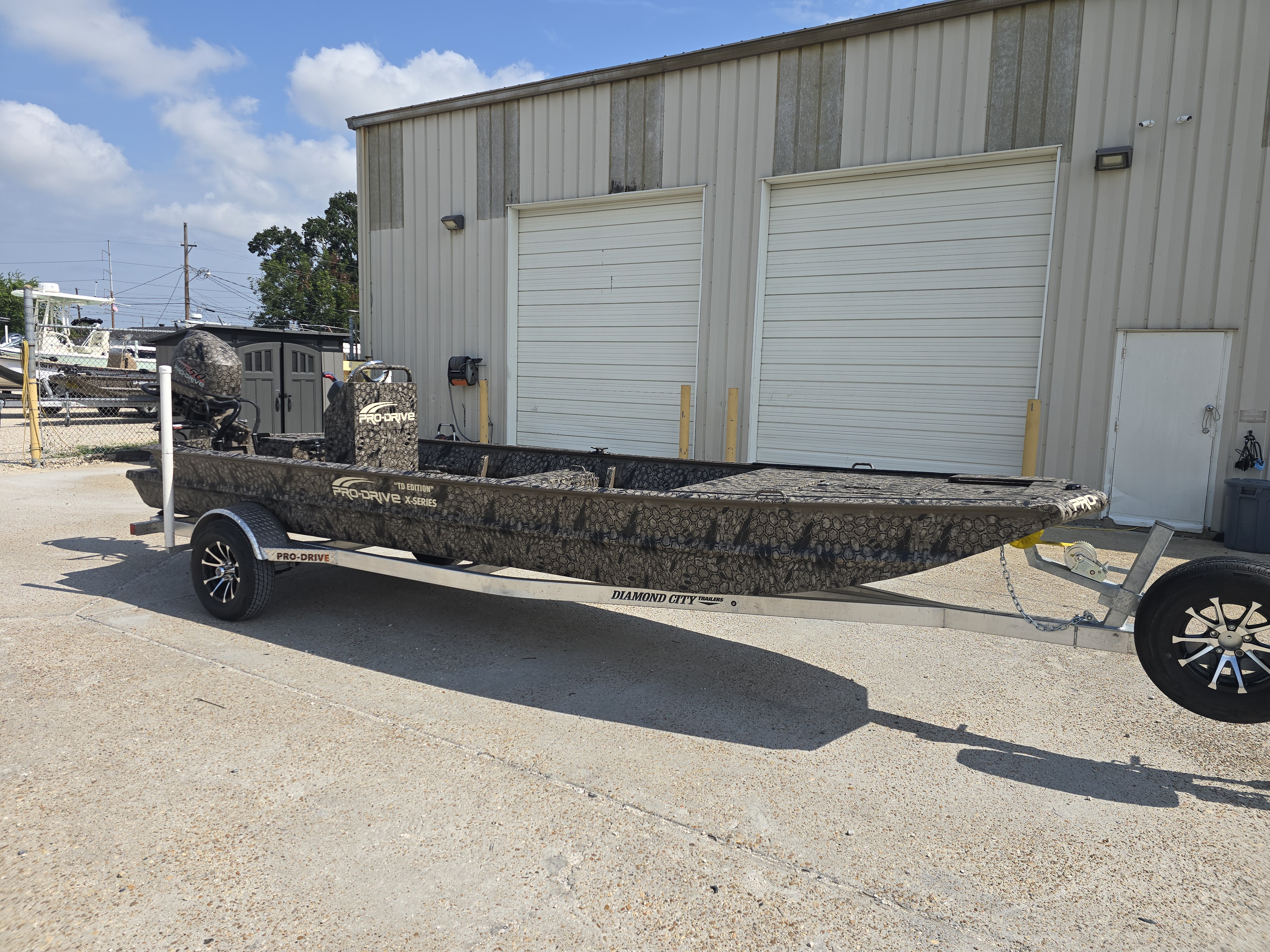 2026 Pro Drive 2054 X TD Bay Boats