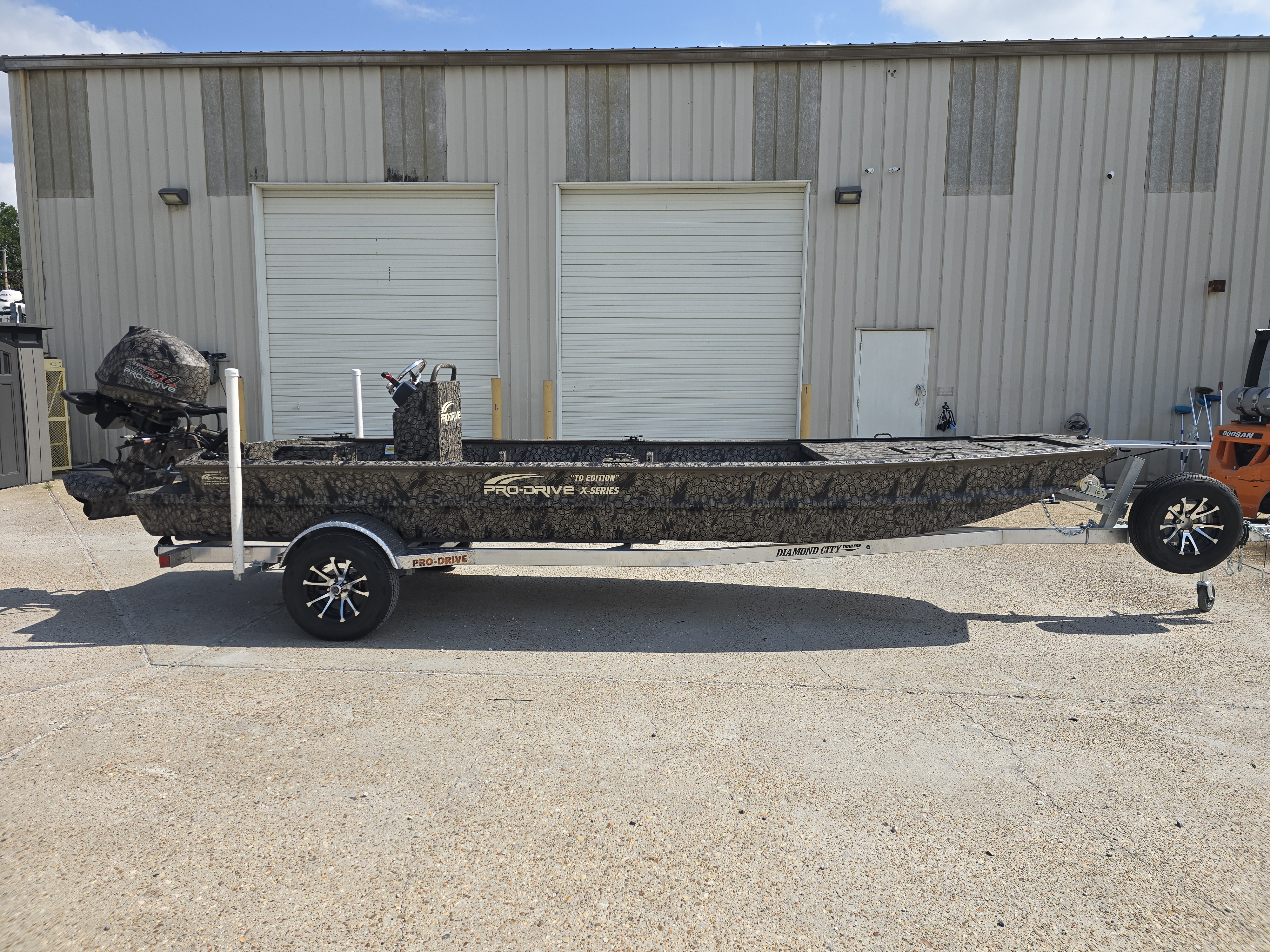 2026 Pro Drive 2054 X TD Bay Boats