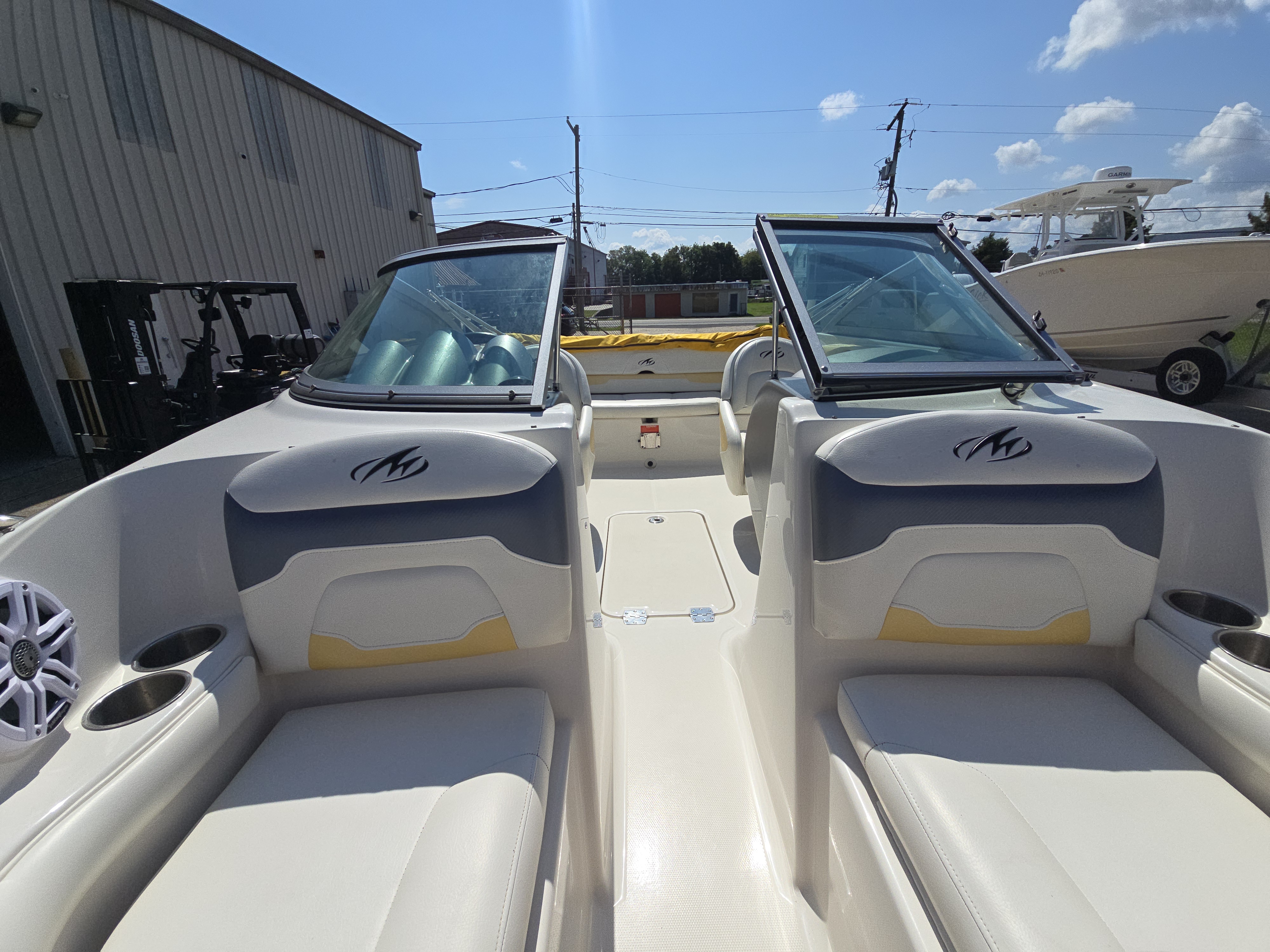 2009 Monterey 194 FS Boats For Sale