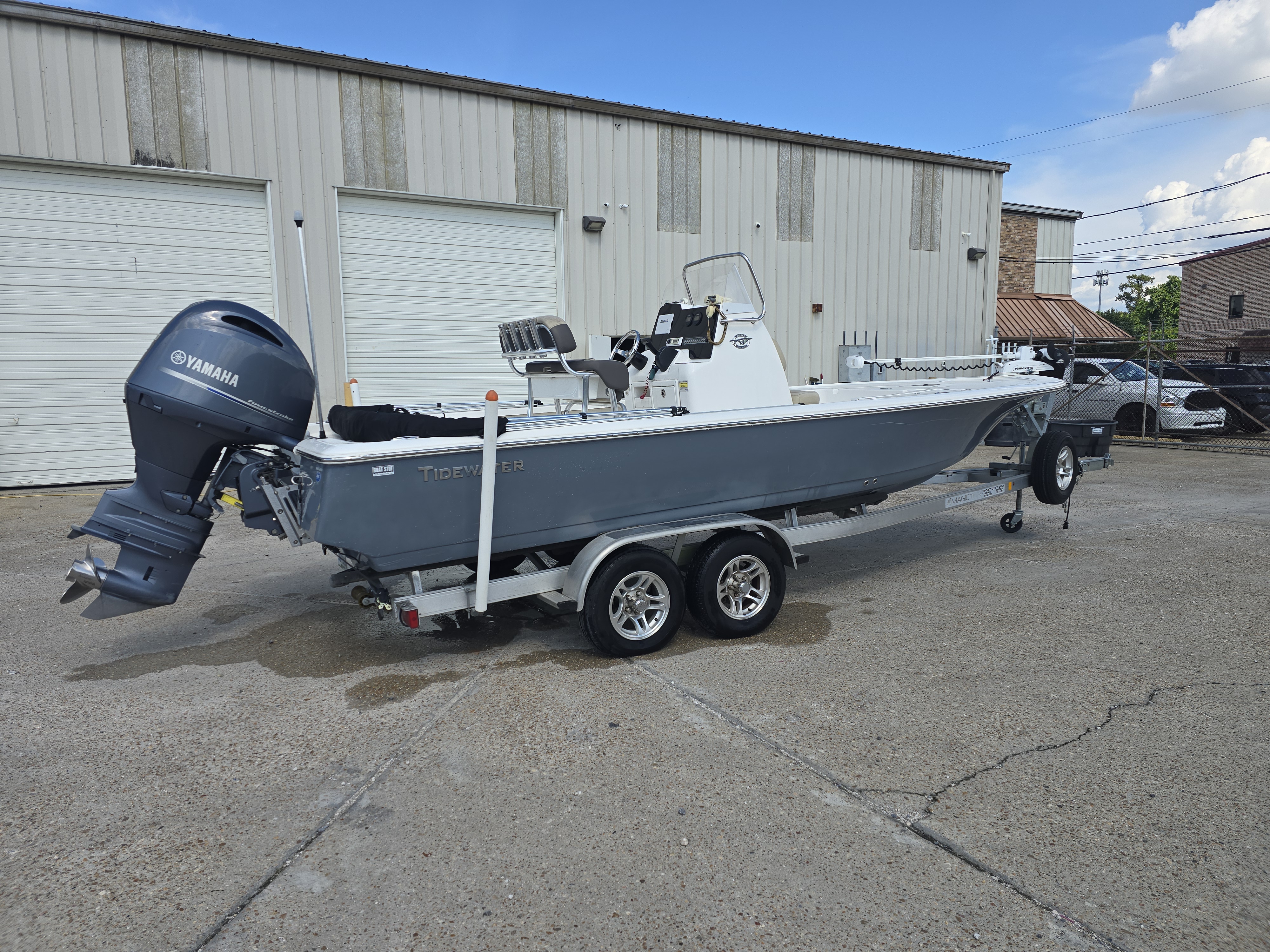 2020 Tidewater 2110 BM Bay Boats
