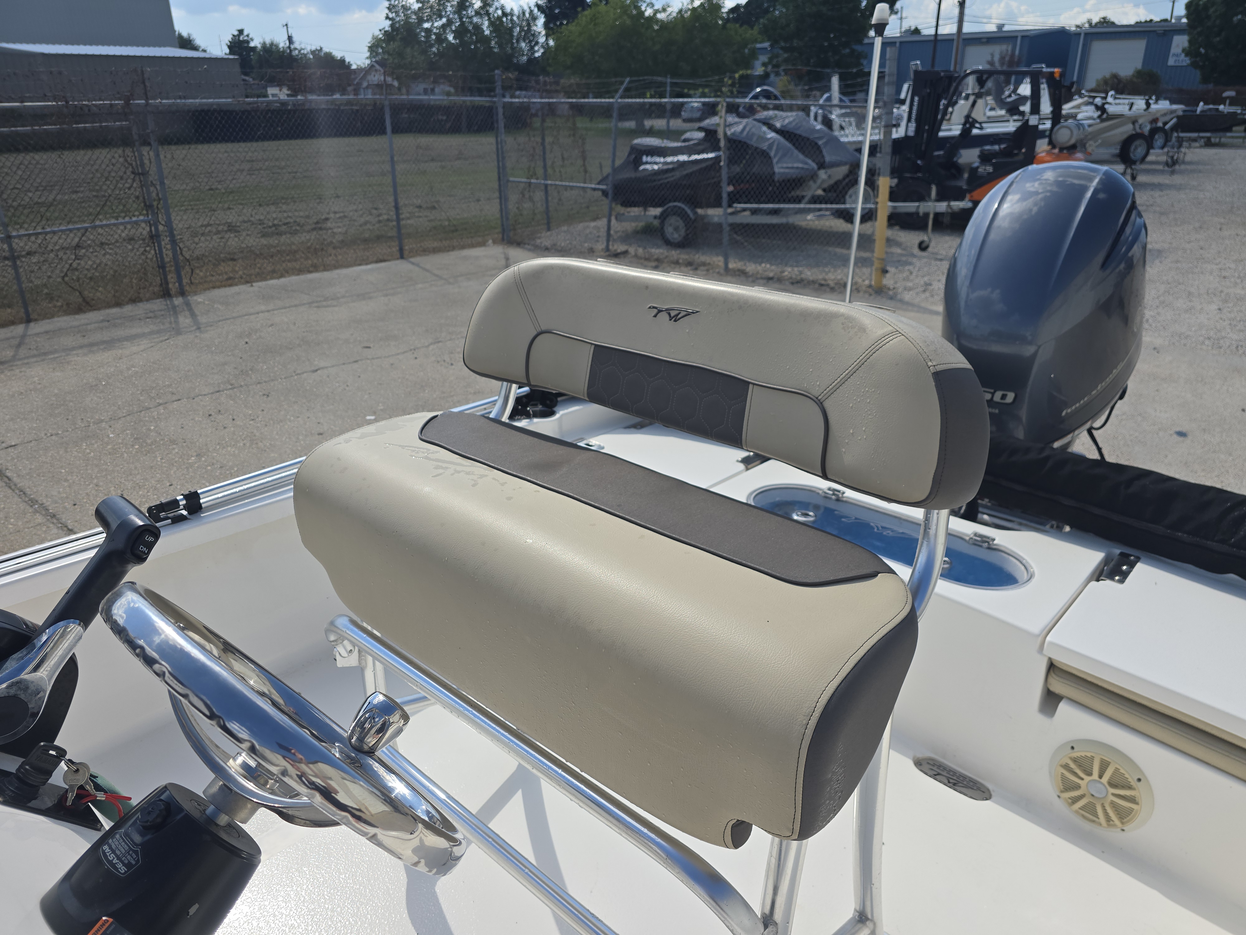 2020 Tidewater 2110 BM Bay Boats