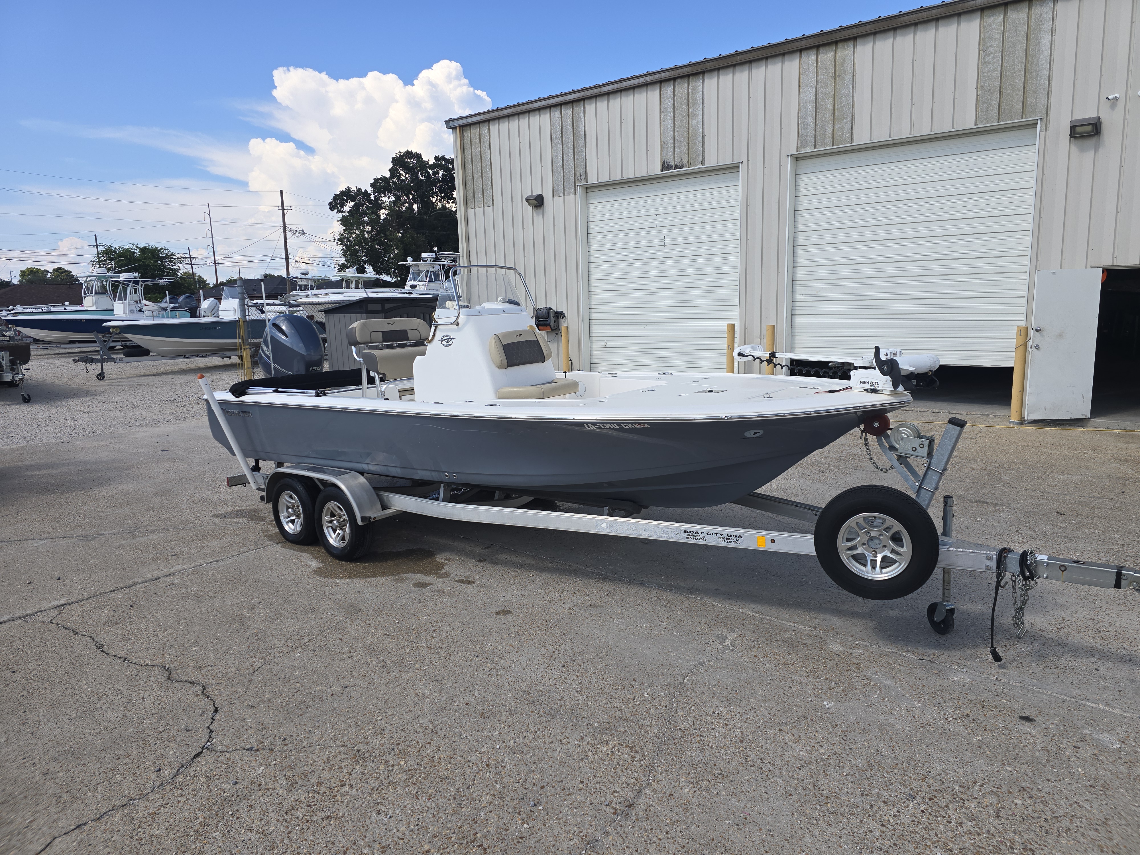 2020 Tidewater 2110 BM Bay Boats