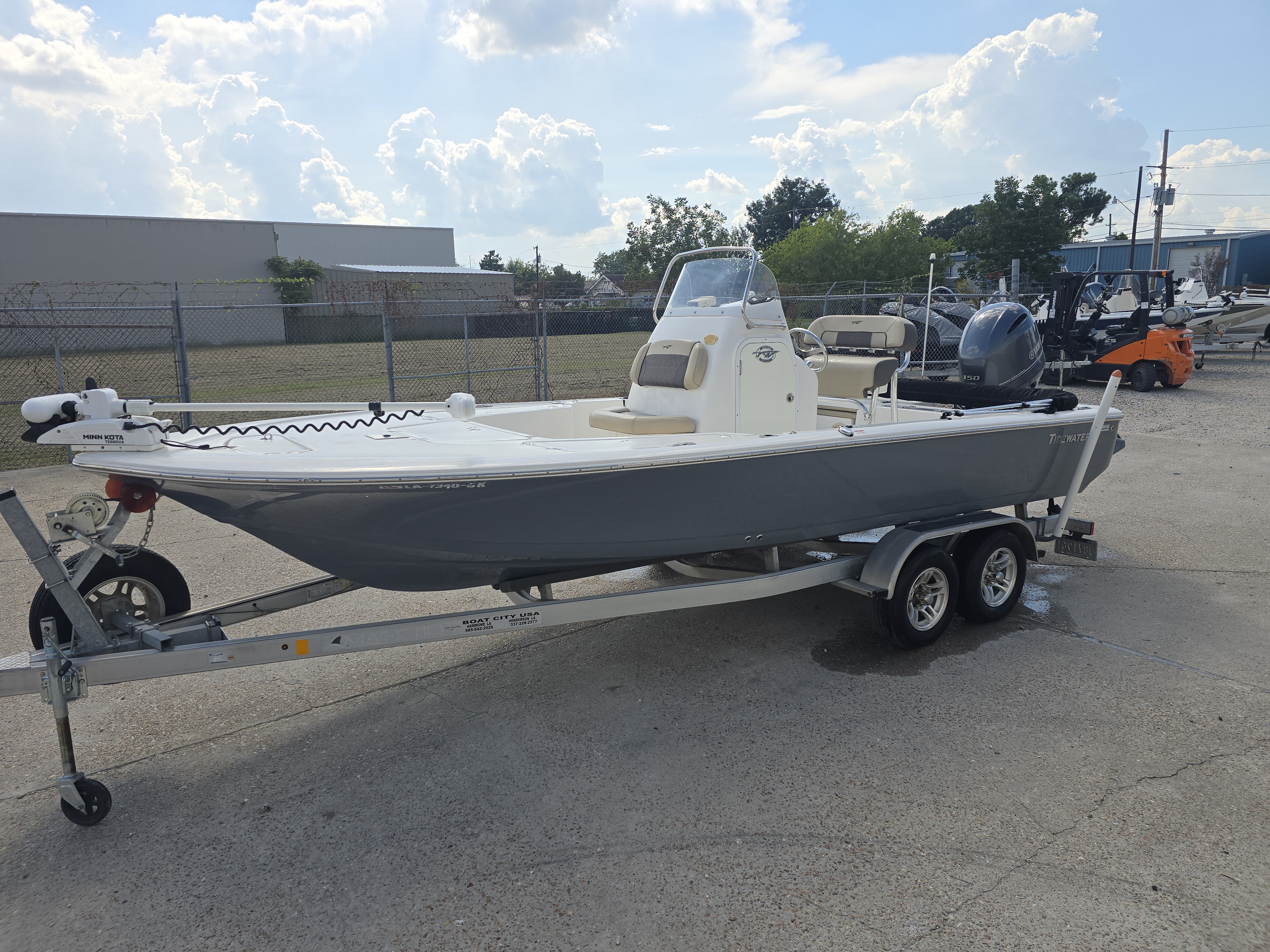 2020 Tidewater 2110 BM Bay Boats
