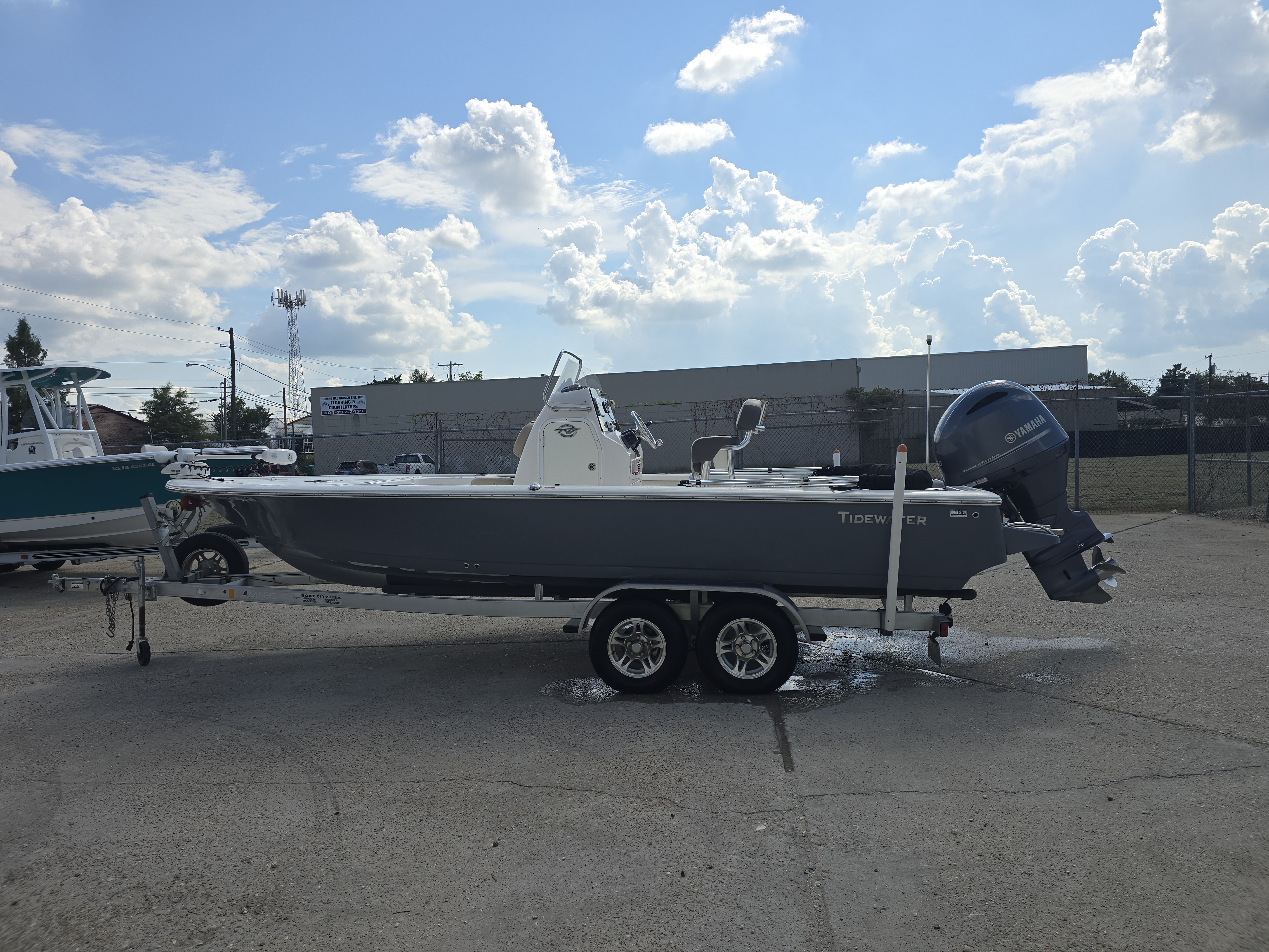 2020 Tidewater 2110 BM Bay Boats