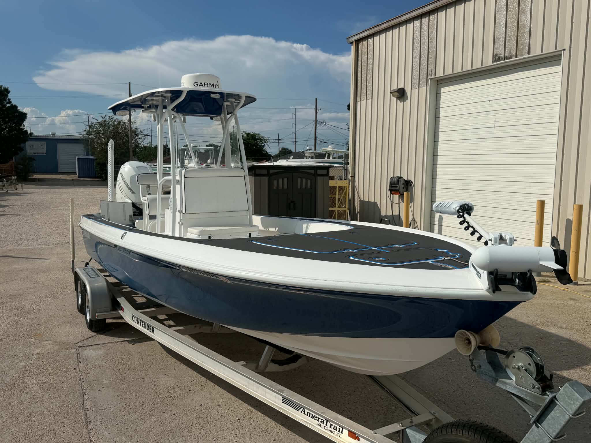 2016 Contender 25 Bay Bay Boats
